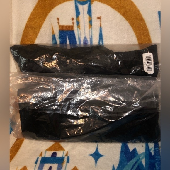 Jack Skellington Pieced Fleece Jacket for Adults - Picture 7 of 7